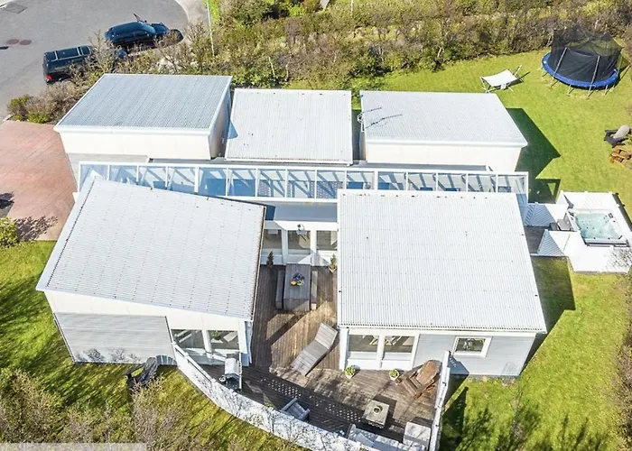 Quality And Peaceful Villa